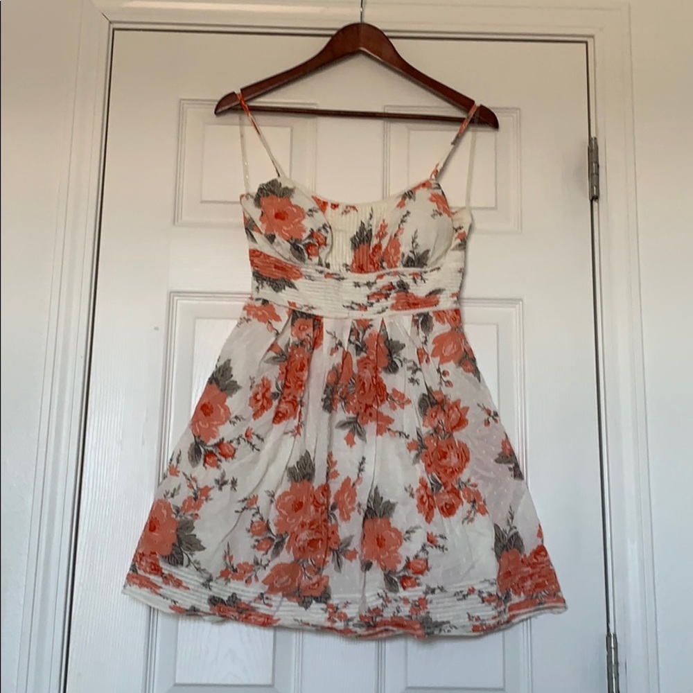 Floral Pattern Dress - Picture 3 of 4